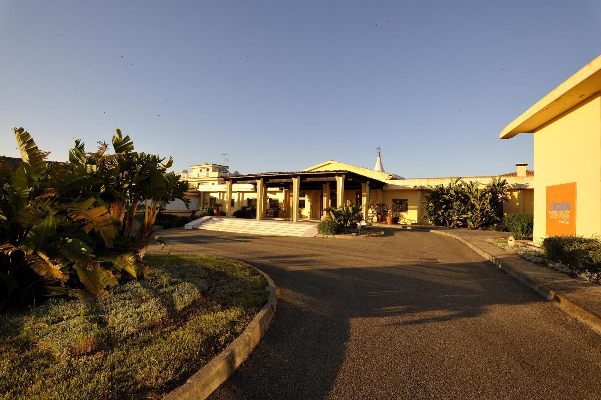 Argonauti Greenblu Resort Marina Di Pisticci Exterior photo