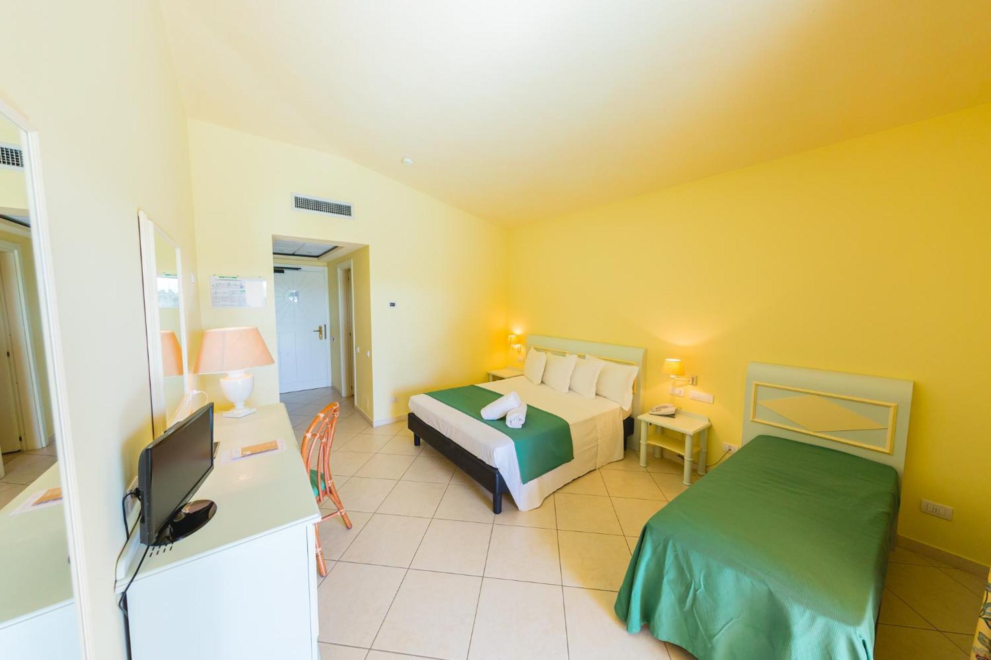 Argonauti Greenblu Resort Marina Di Pisticci Exterior photo
